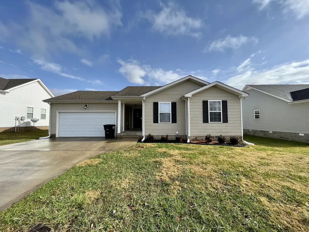 3643 Cindy Jo Dr, S Clarksville TN 37040