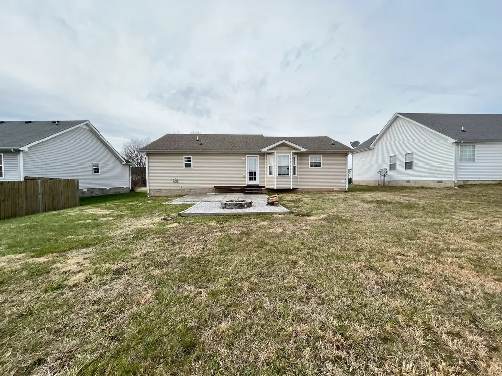 3643 Cindy Jo Dr, S Clarksville TN 37040