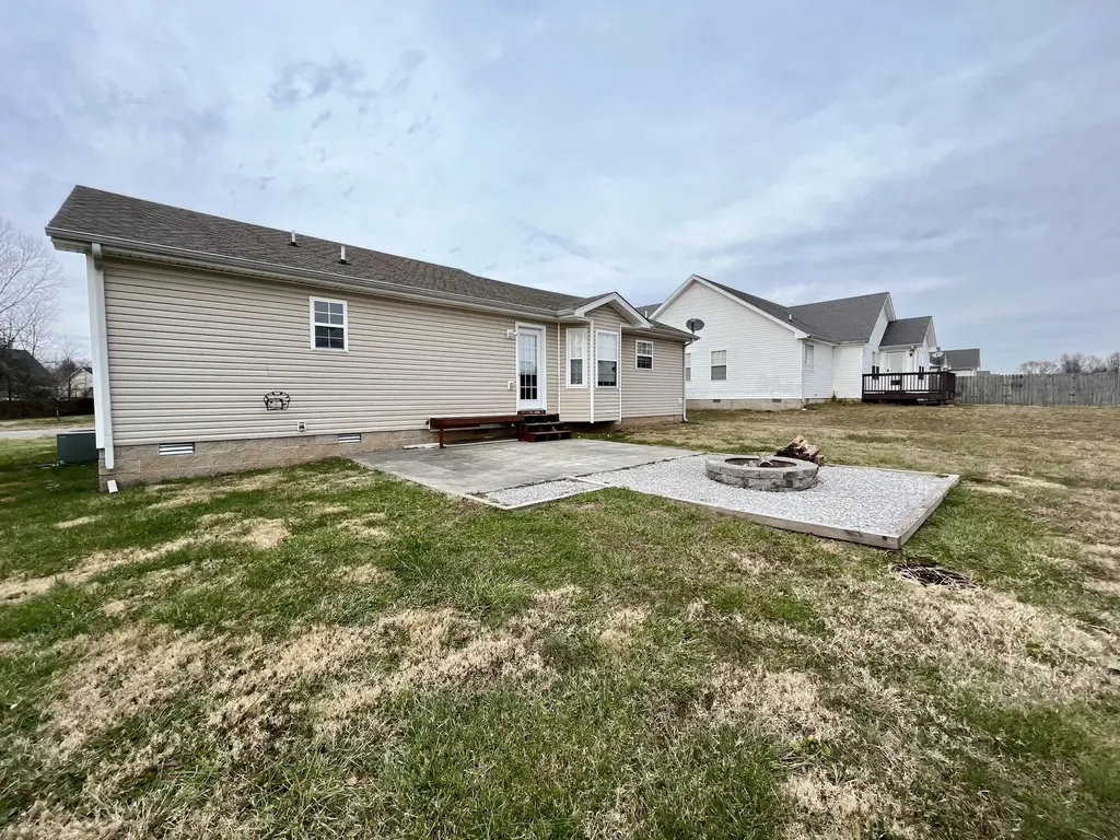 3643 Cindy Jo Dr, S Clarksville TN 37040