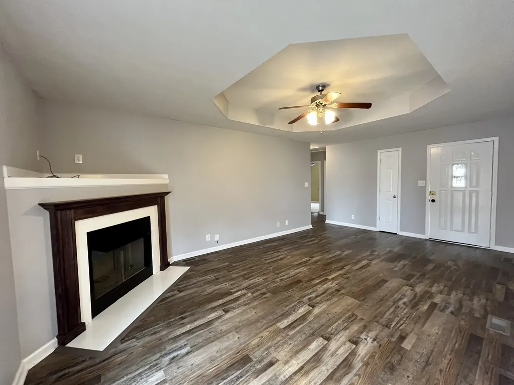3643 Cindy Jo Dr, S Clarksville TN 37040