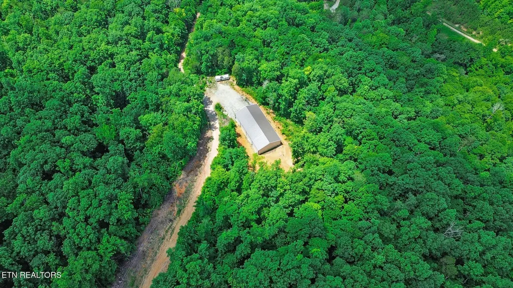 1133 Tomahawk Drive Jamestown TN 38556