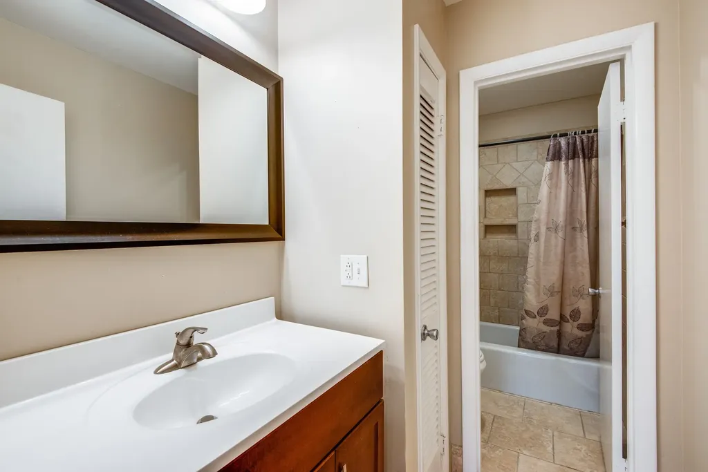 3901 Whitland Avenue Nashville TN 37205