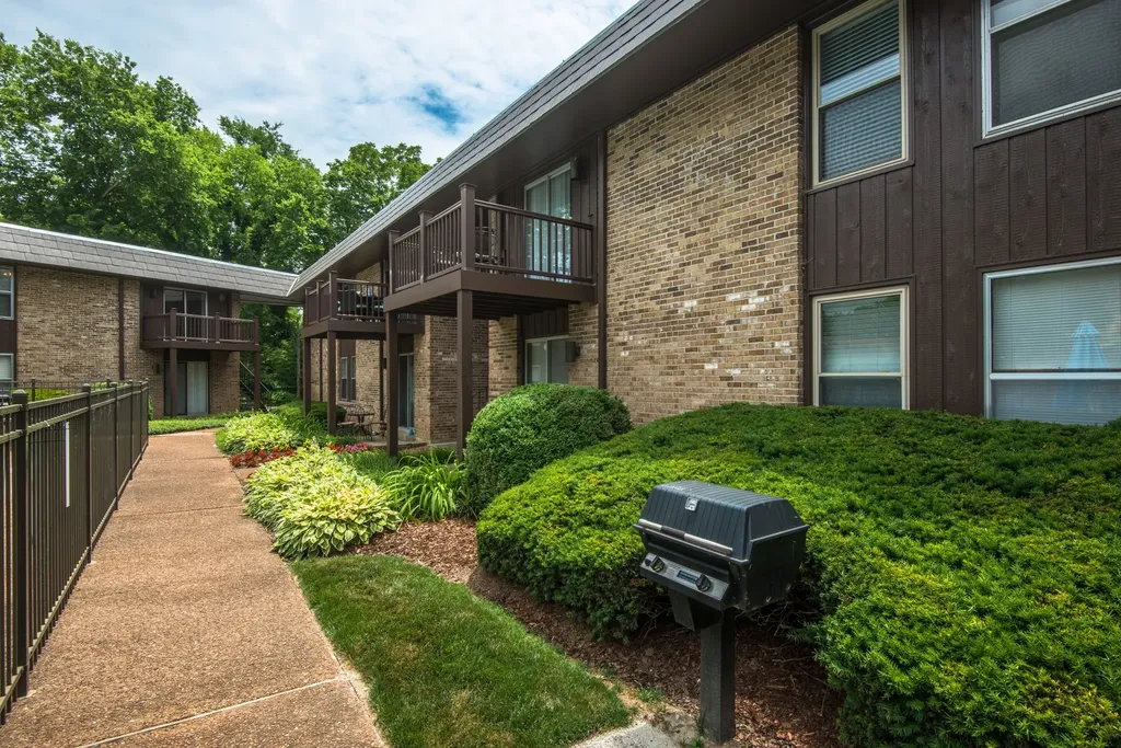 3901 Whitland Avenue Nashville TN 37205
