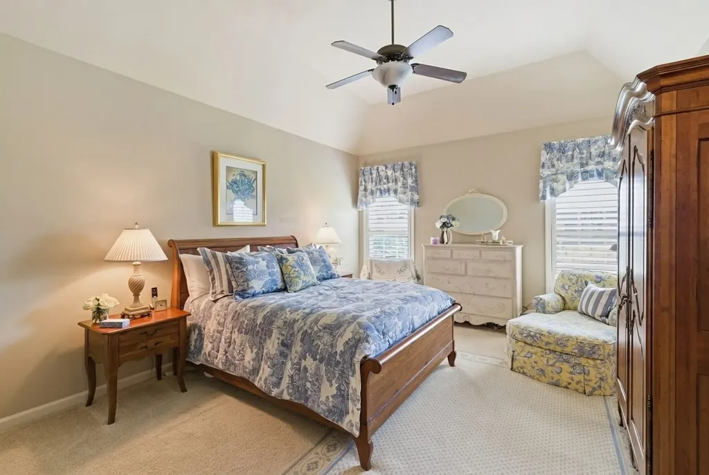 1097 Nealcrest Circle Spring Hill TN 37174