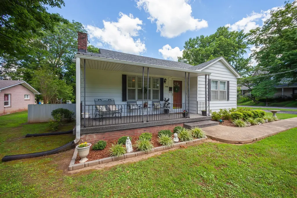 1026 S College Street Trenton TN 38382