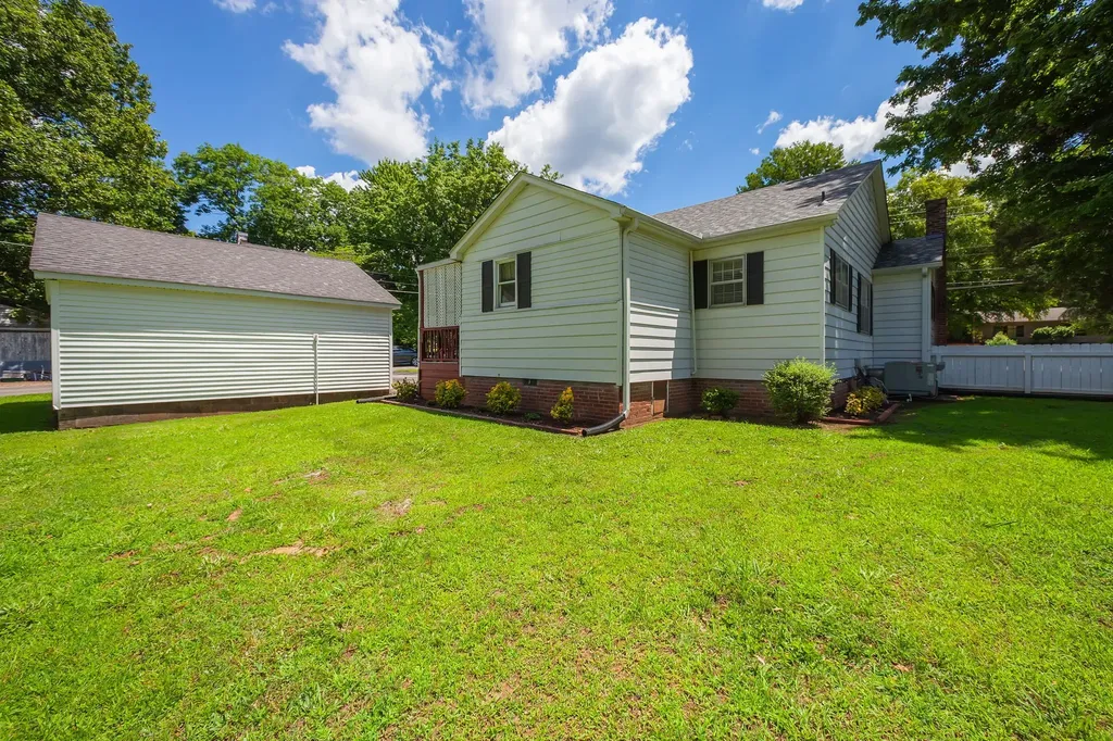 1026 S College Street Trenton TN 38382