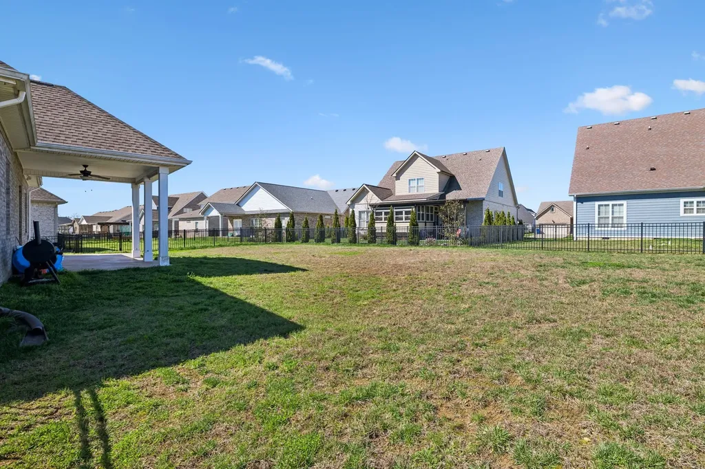 1082 Wittys Way Clarksville TN 37043