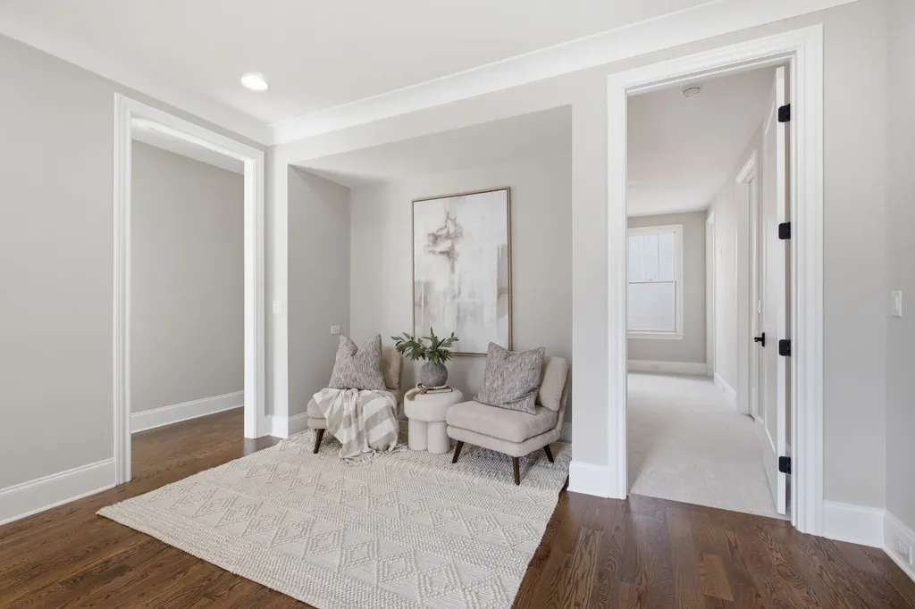 916B Gale Lane Nashville TN 37204