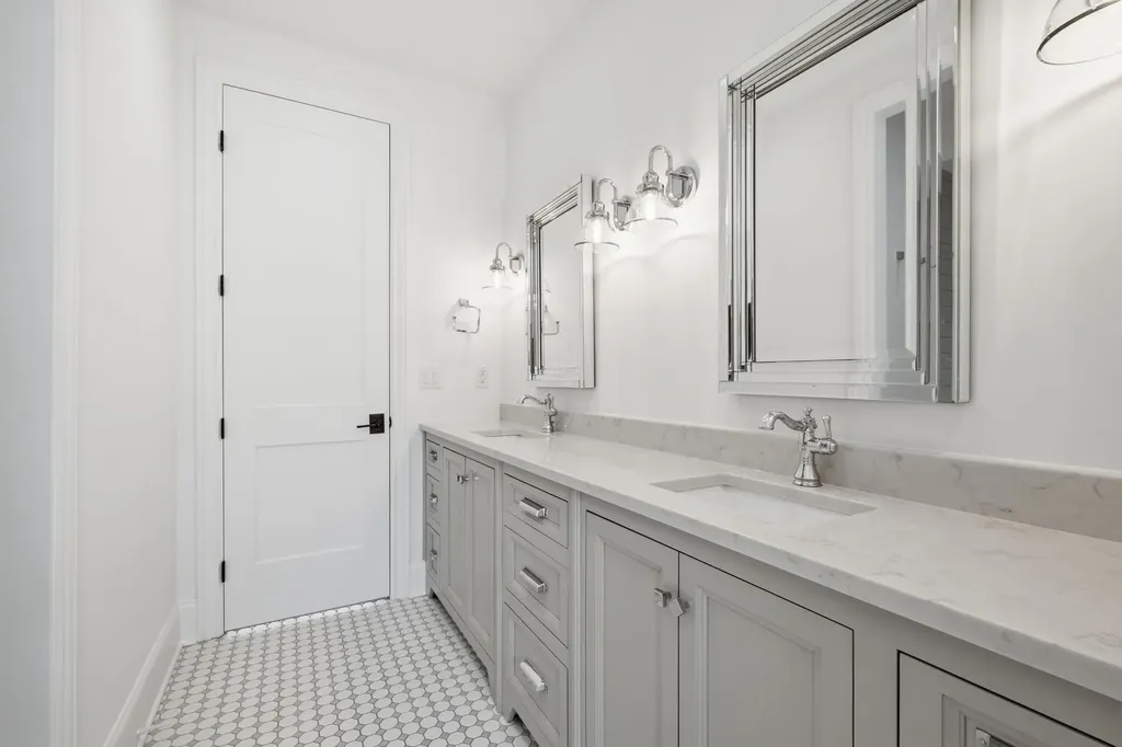 916B Gale Lane Nashville TN 37204