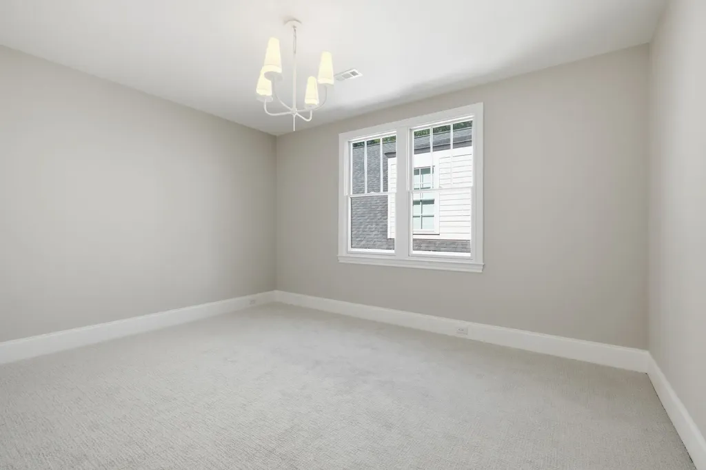 916B Gale Lane Nashville TN 37204