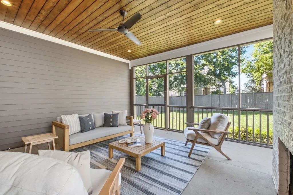 916B Gale Lane Nashville TN 37204