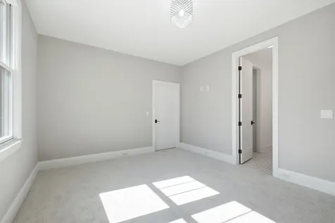 916B Gale Lane Nashville TN 37204