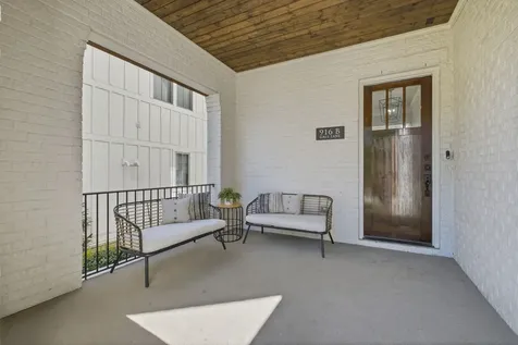 916B Gale Lane Nashville TN 37204
