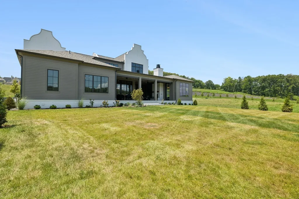 8725 Weller Lane College Grove TN 37046