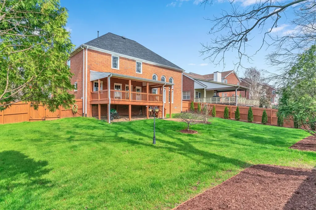 201 Dandridge Drive Franklin TN 37067