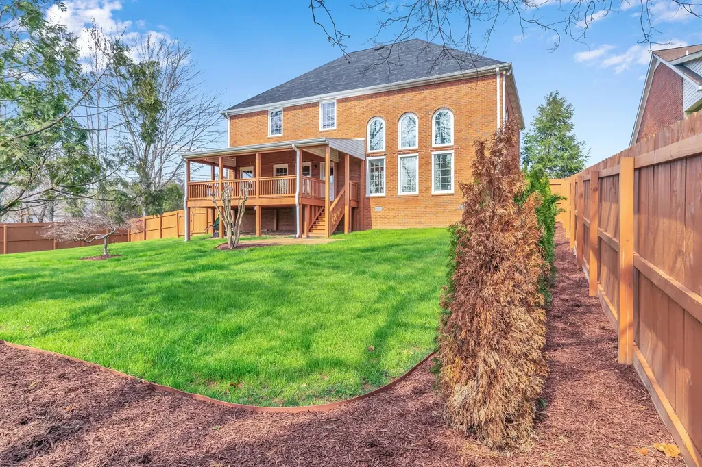 201 Dandridge Drive Franklin TN 37067