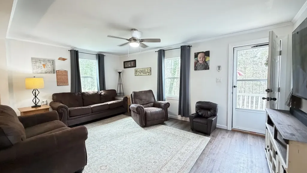 313 Ben Myers Lane Gainesboro TN 38562