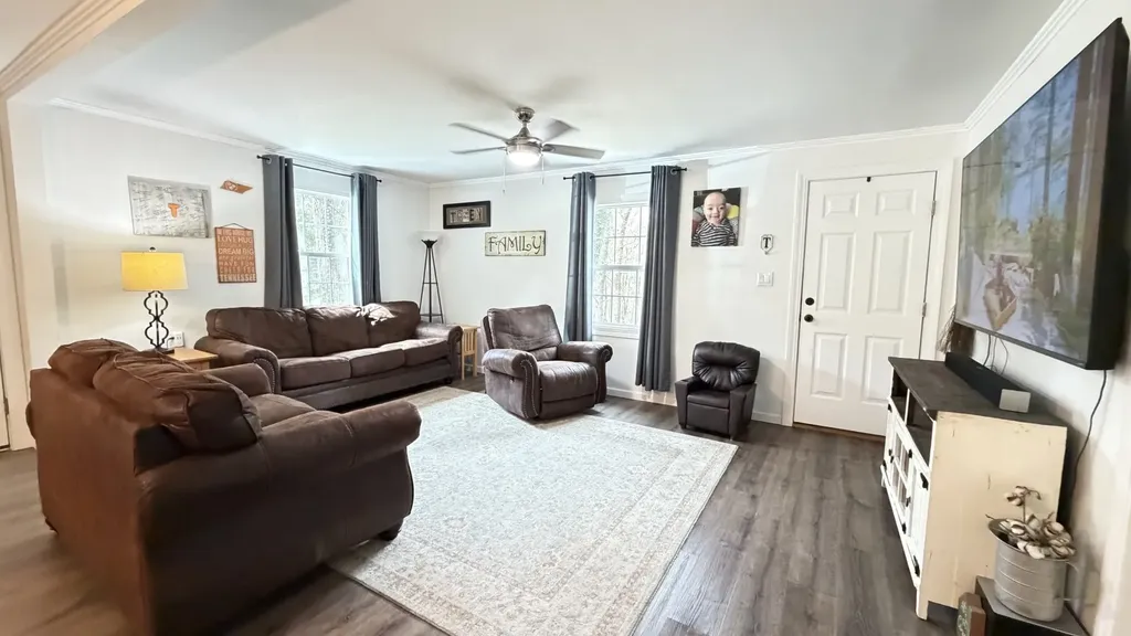 313 Ben Myers Lane Gainesboro TN 38562