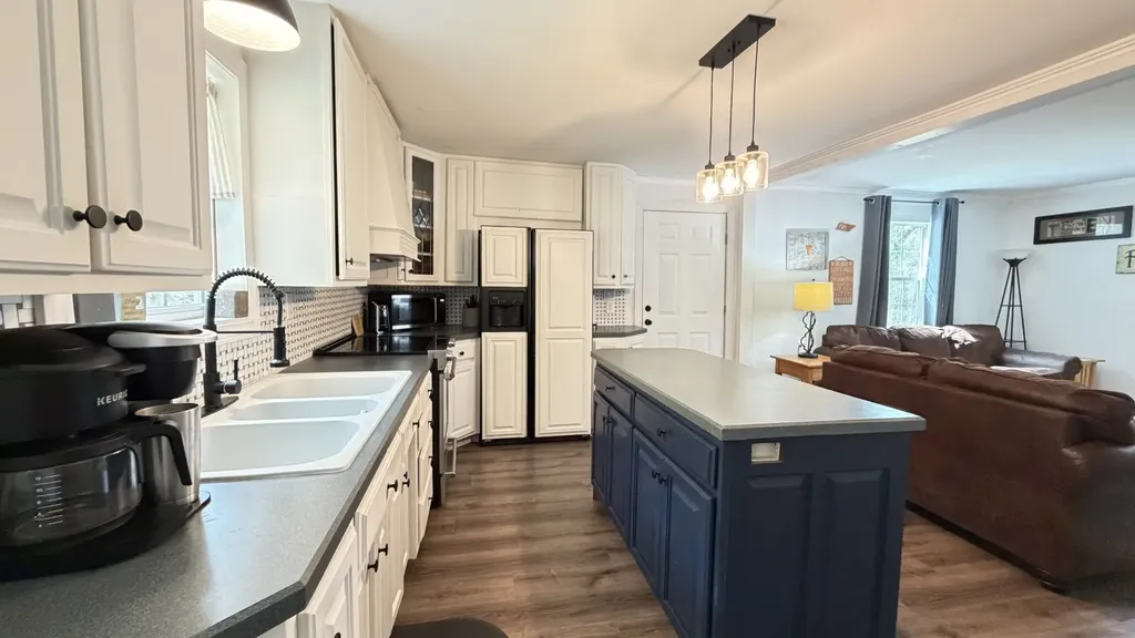 313 Ben Myers Lane Gainesboro TN 38562