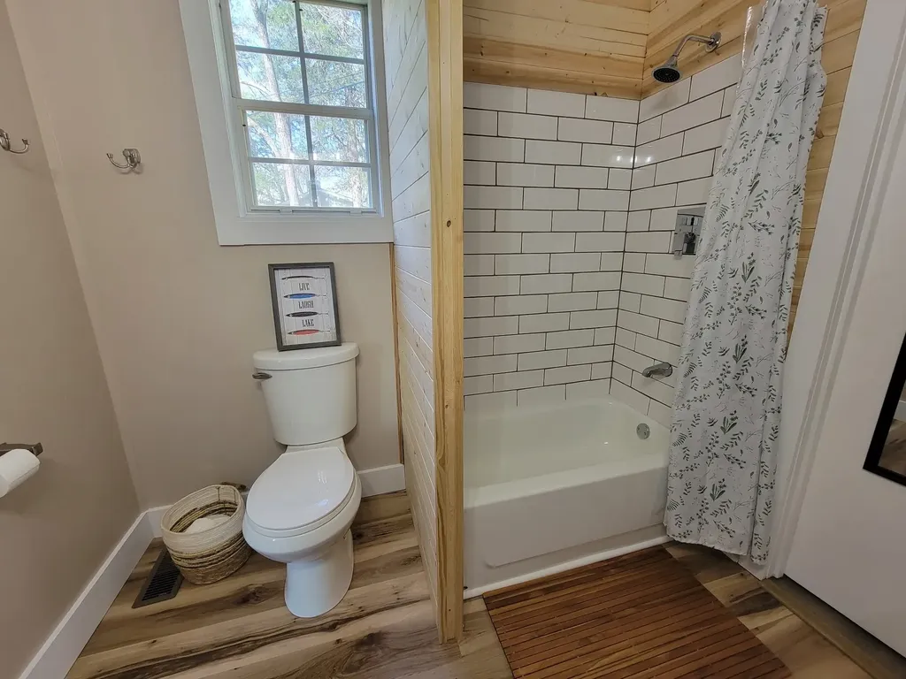 313 Ben Myers Lane Gainesboro TN 38562