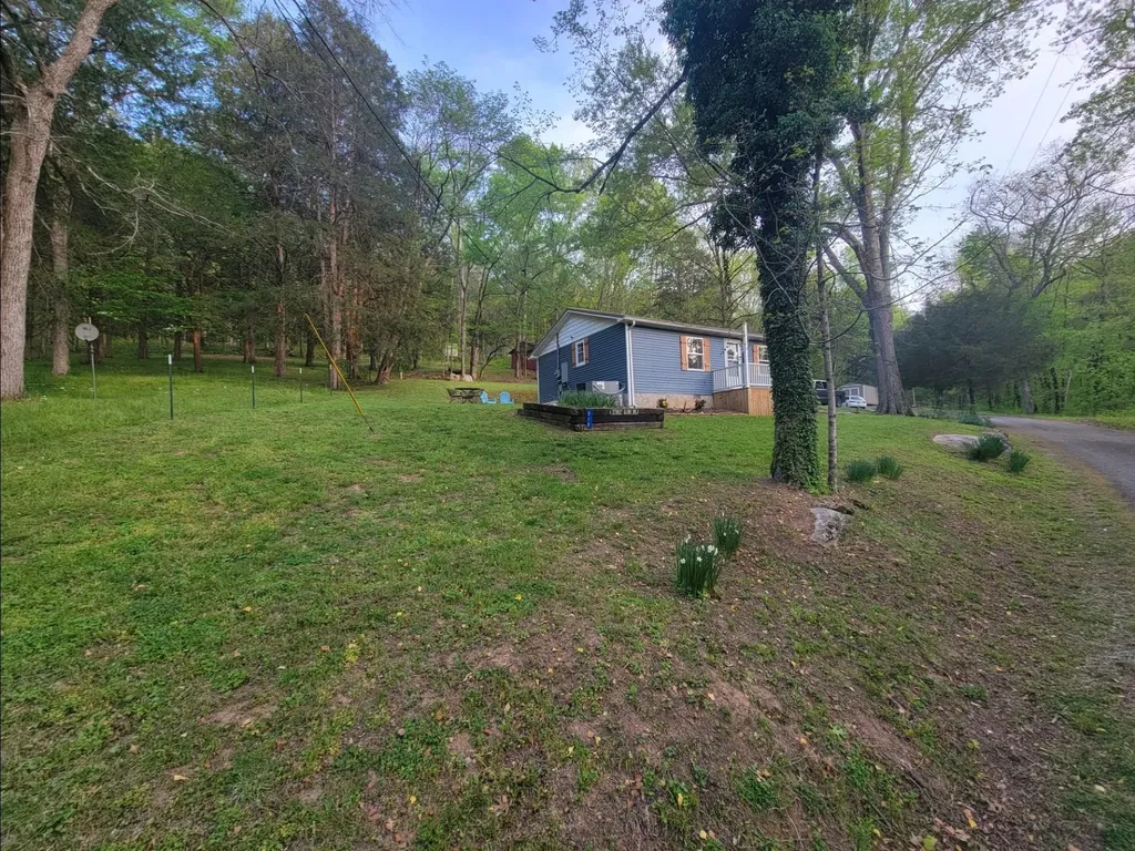 313 Ben Myers Lane Gainesboro TN 38562