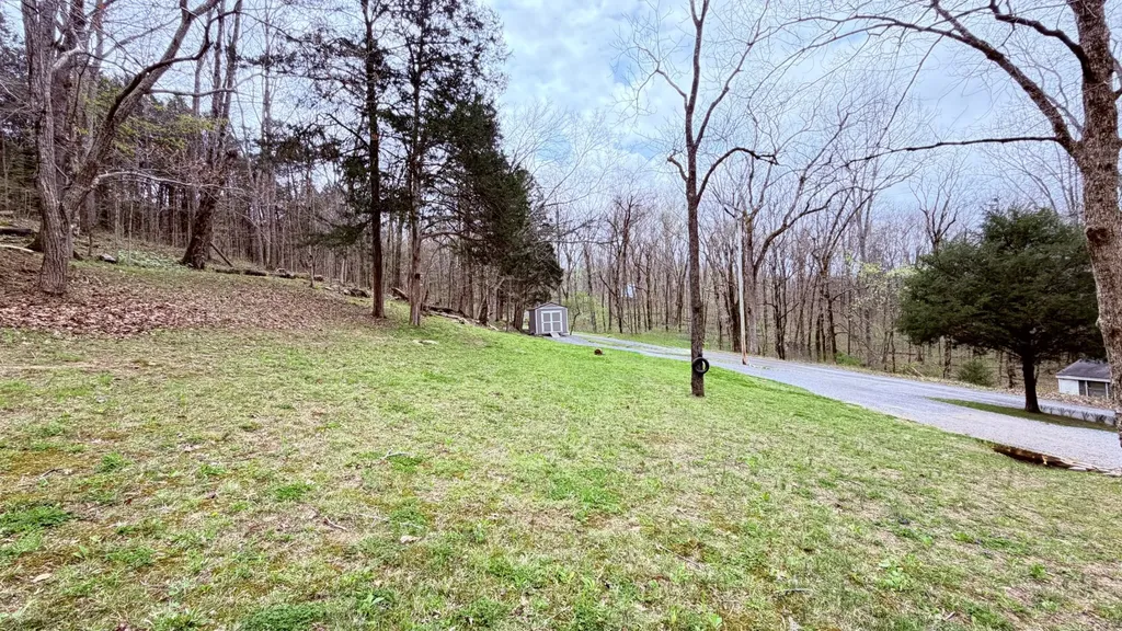 313 Ben Myers Lane Gainesboro TN 38562