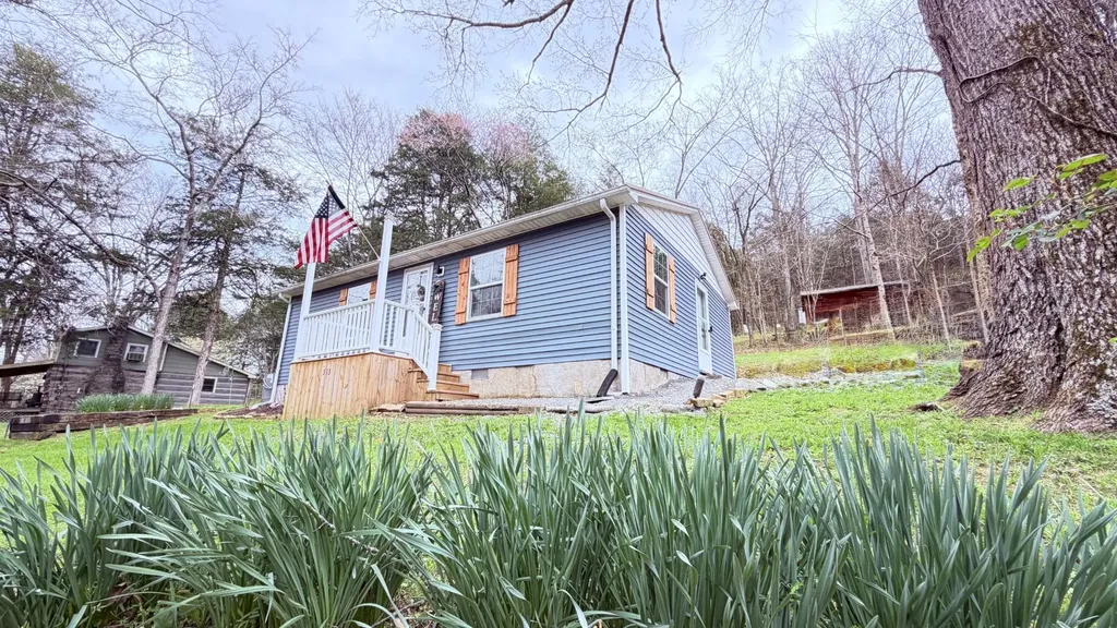 313 Ben Myers Lane Gainesboro TN 38562