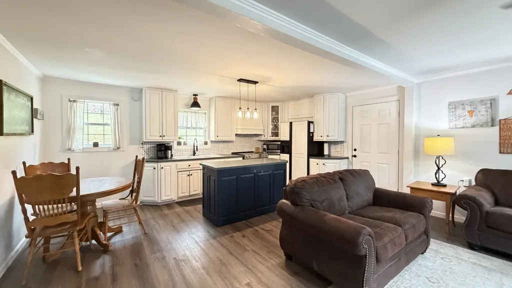 313 Ben Myers Lane Gainesboro TN 38562