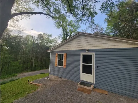 313 Ben Myers Lane Gainesboro TN 38562