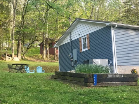 313 Ben Myers Lane Gainesboro TN 38562