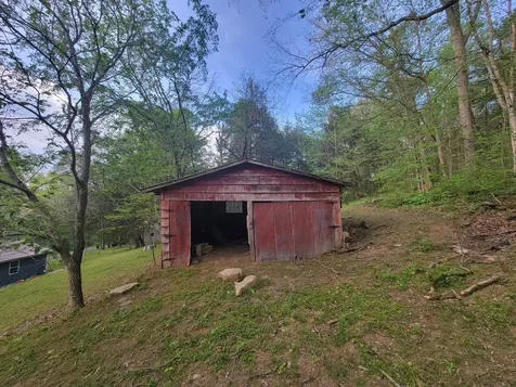 313 Ben Myers Lane Gainesboro TN 38562
