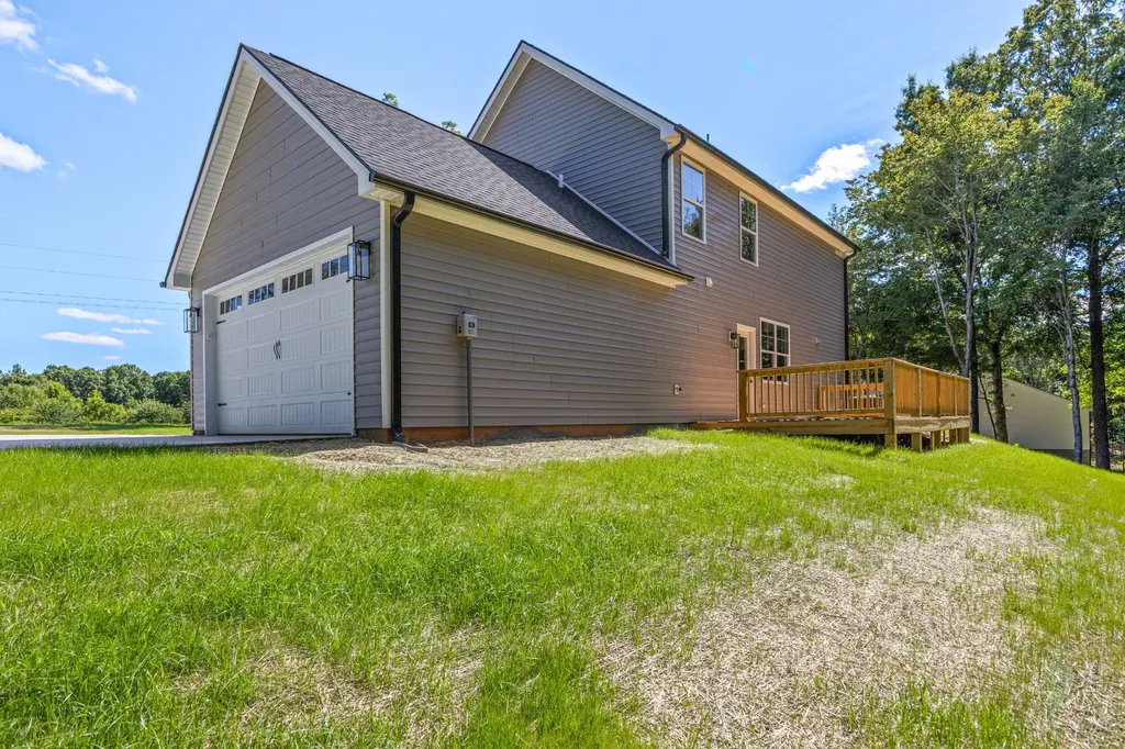 1001 Walnut Grove Road Dickson TN 37055