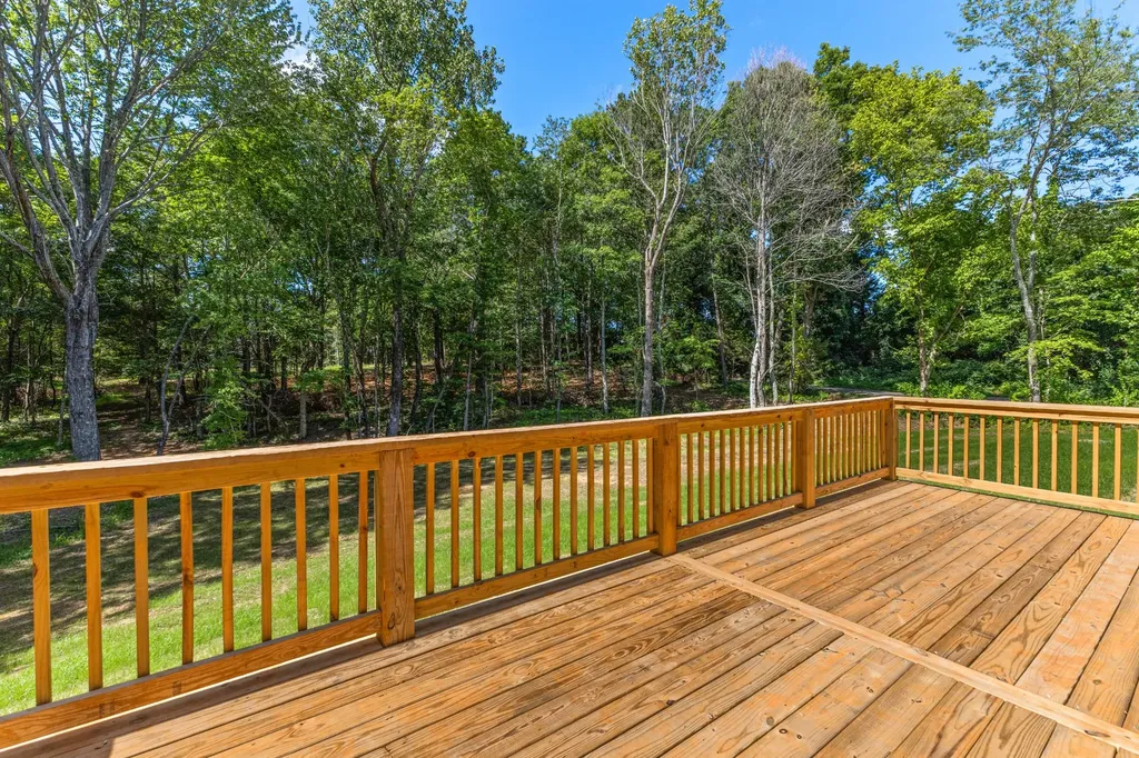 1001 Walnut Grove Road Dickson TN 37055
