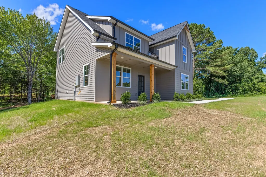 1001 Walnut Grove Road Dickson TN 37055