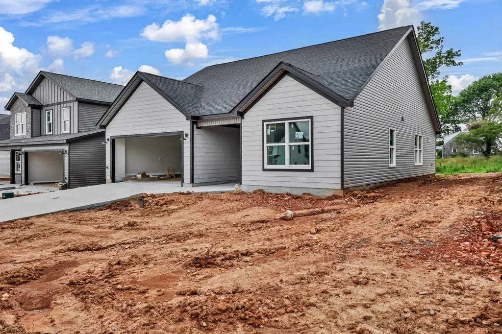 2669 Brewster Drive Clarksville TN 37042
