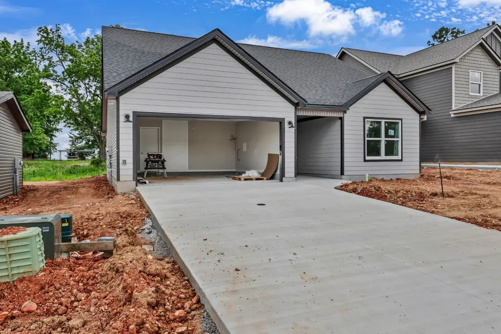 2669 Brewster Drive Clarksville TN 37042