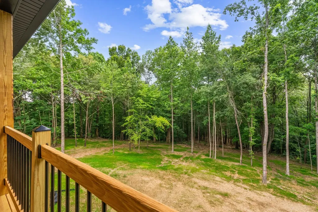 594 Overlook Circle Tullahoma TN 37388