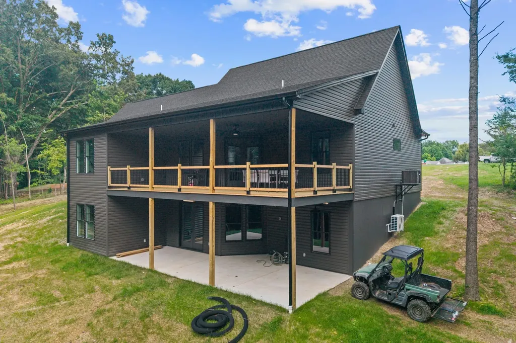 594 Overlook Circle Tullahoma TN 37388