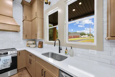 594 Overlook Circle Tullahoma TN 37388