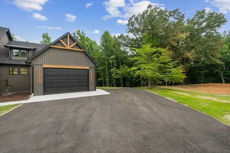 594 Overlook Circle Tullahoma TN 37388