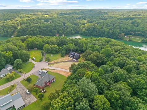 594 Overlook Circle Tullahoma TN 37388