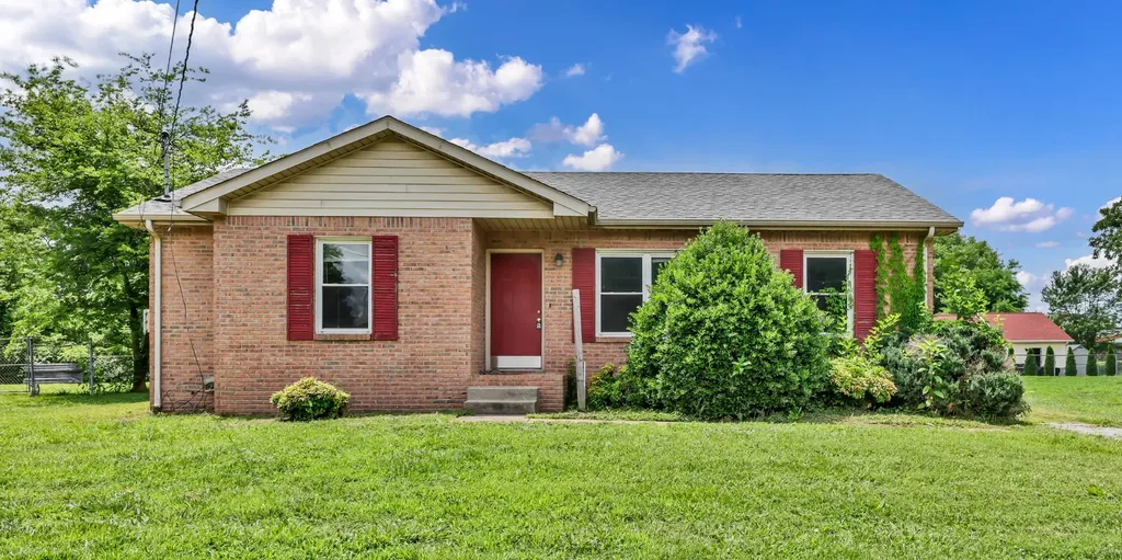 3434 Pembroke Road Clarksville TN 37042