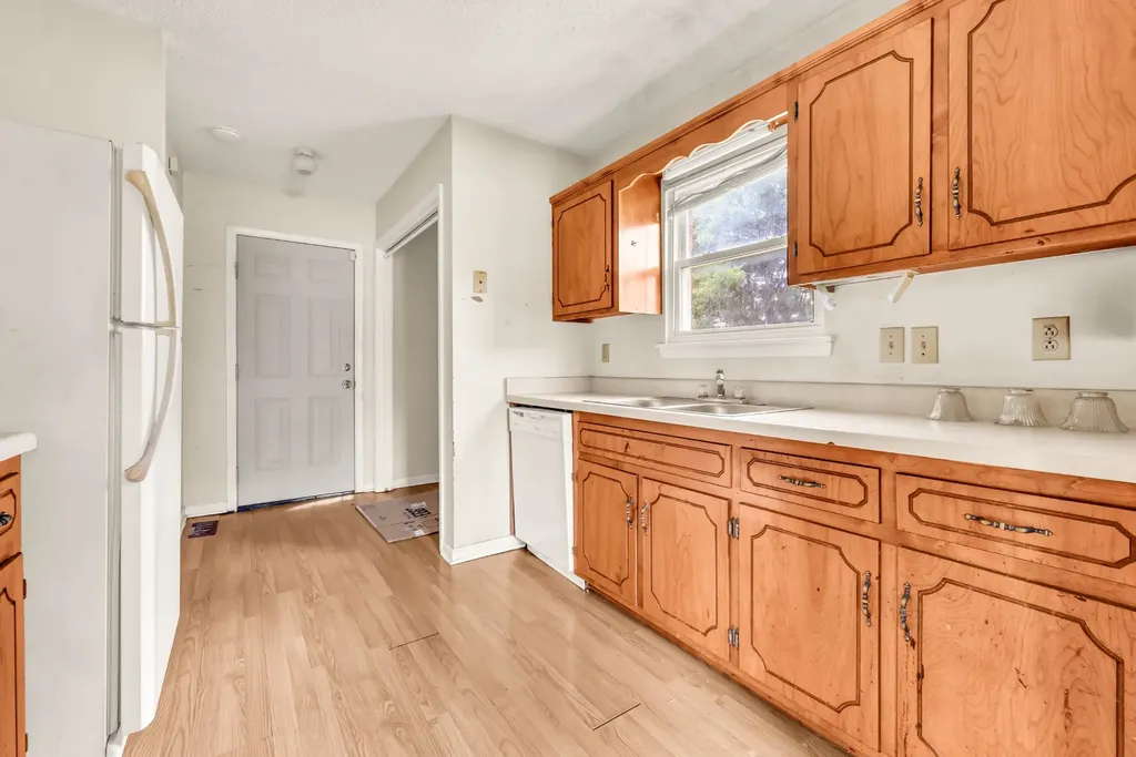 3434 Pembroke Road Clarksville TN 37042