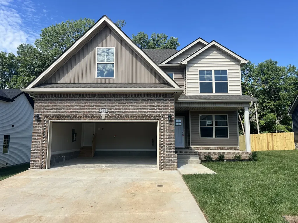 333 Cardinal Creek Clarksville TN 37040