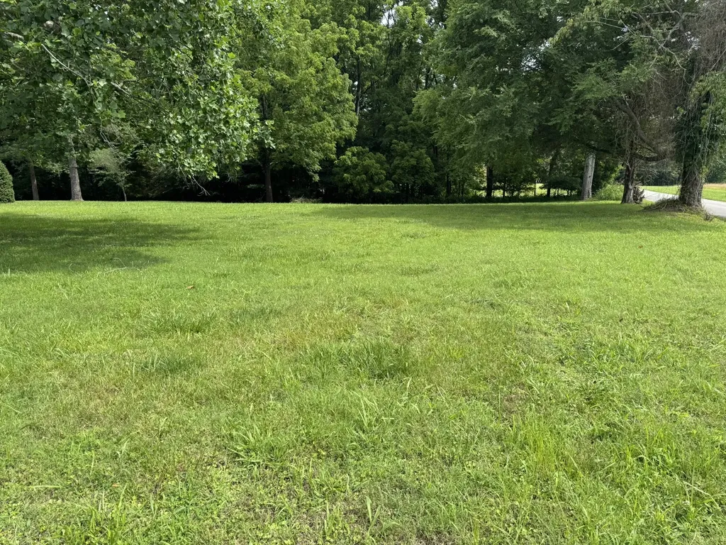 30 W Paradise Drive Winchester TN 37398