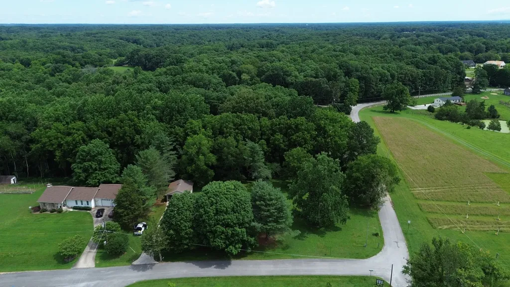 30 W Paradise Drive Winchester TN 37398