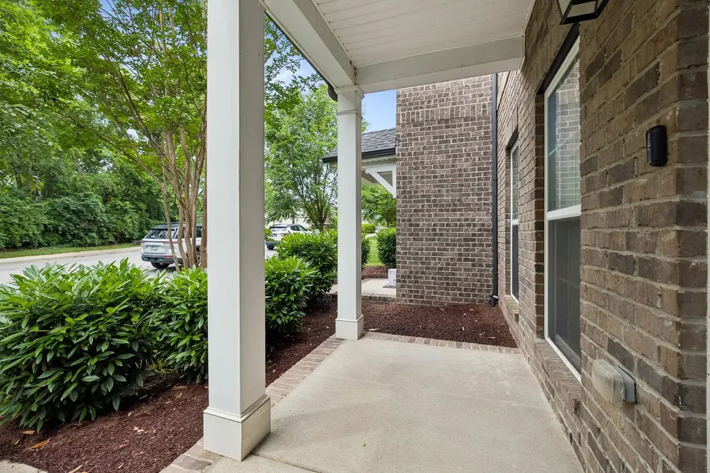 340C Lakeside Park Drive Hendersonville TN 37075