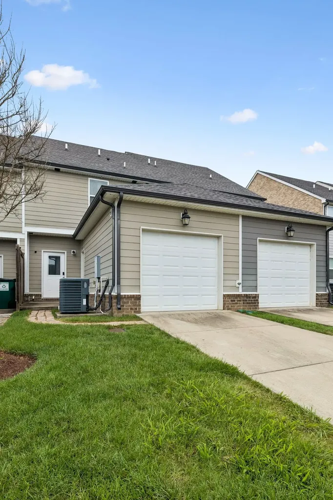 340C Lakeside Park Drive Hendersonville TN 37075