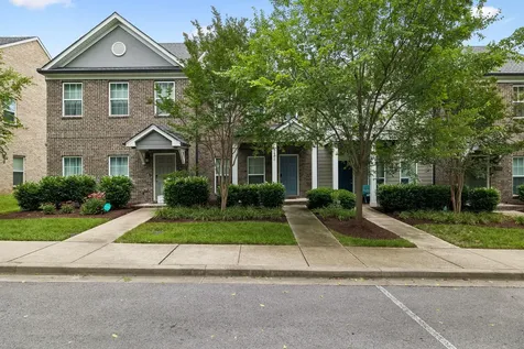 340C Lakeside Park Drive Hendersonville TN 37075