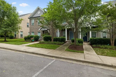 340C Lakeside Park Drive Hendersonville TN 37075